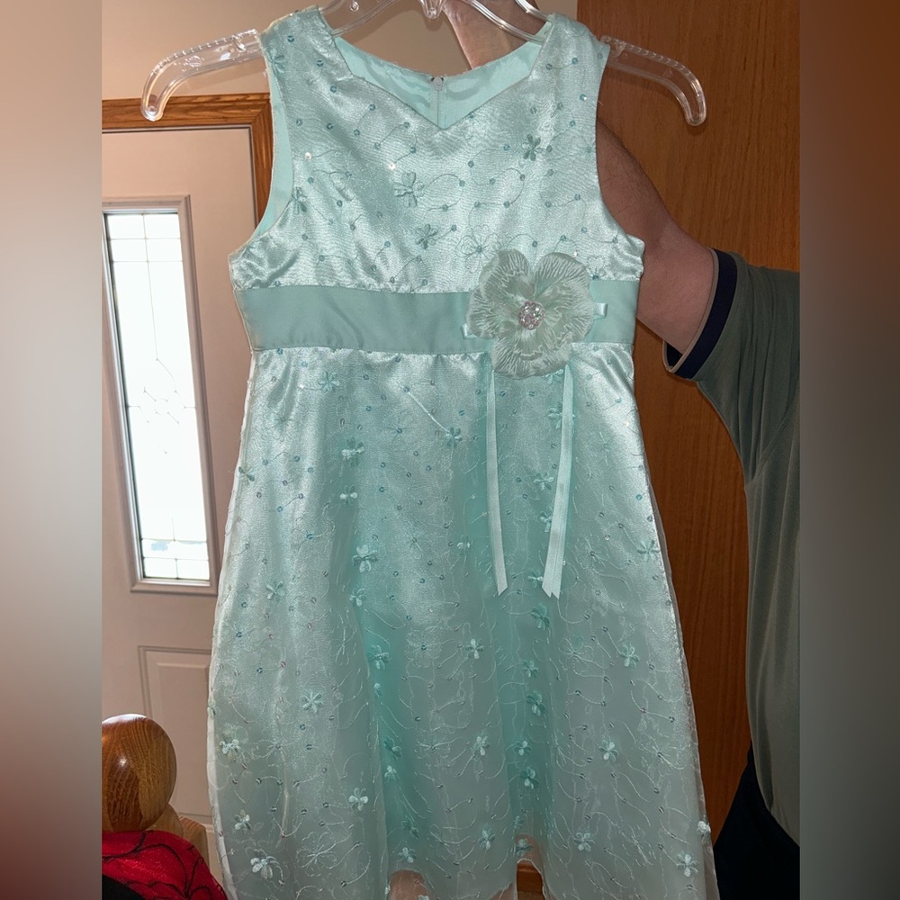 Bonnie Jean girls dress. Beautiful for spring, easter, or summer!